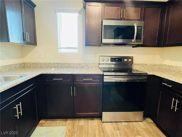 North Las Vegas, NV 89086,2628 Blazing Blue AVE