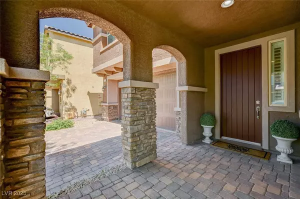 Las Vegas, NV 89183,124 Nola Stream CT