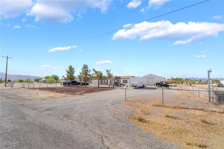 1201 W Greta BLVD, Pahrump, NV 89060