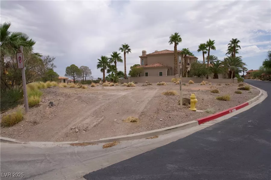 39 Grand Miramar DR, Henderson, NV 89011