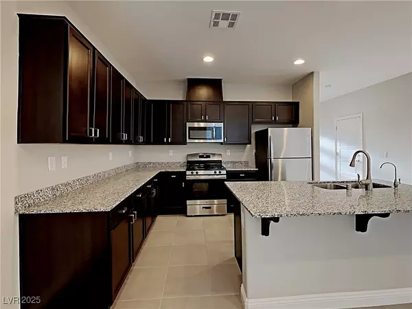 North Las Vegas, NV 89084,7160 Ashcroft ST