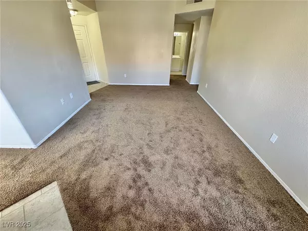 Las Vegas, NV 89128,2112 Calville ST #103
