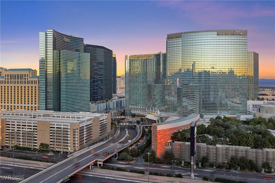 4575 Dean Martin DR #1103, Las Vegas, NV 89103