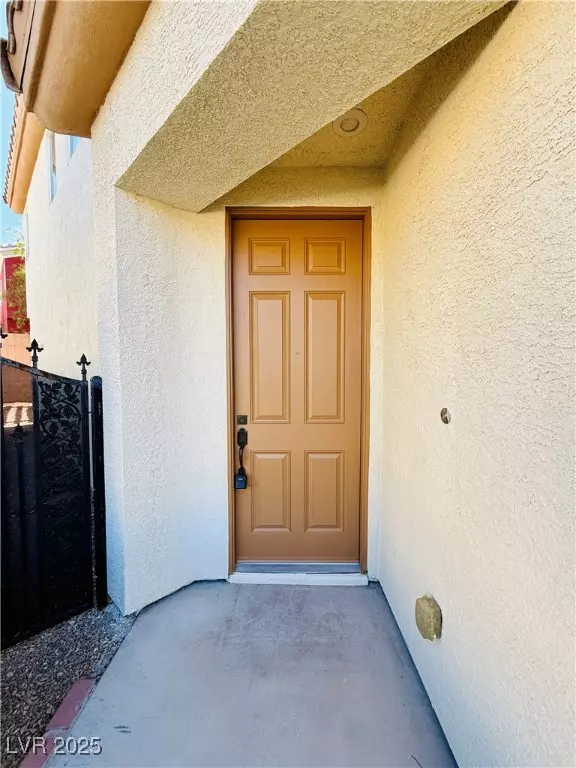 Las Vegas, NV 89148,9725 Kampsville AVE