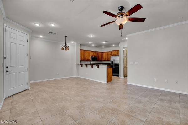 1510 Plaza Centre DR #104, Las Vegas, NV 89135