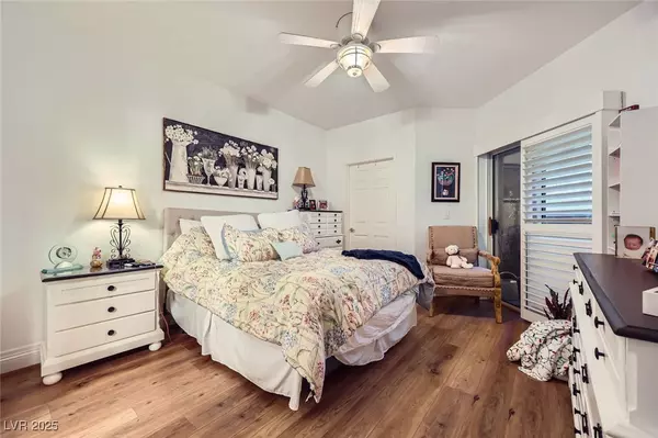 Henderson, NV 89014,2050 W Warm Springs RD #3211