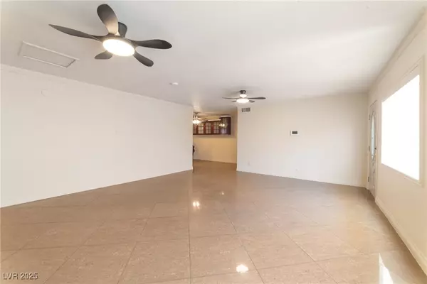 North Las Vegas, NV 89030,2921 Bassler ST