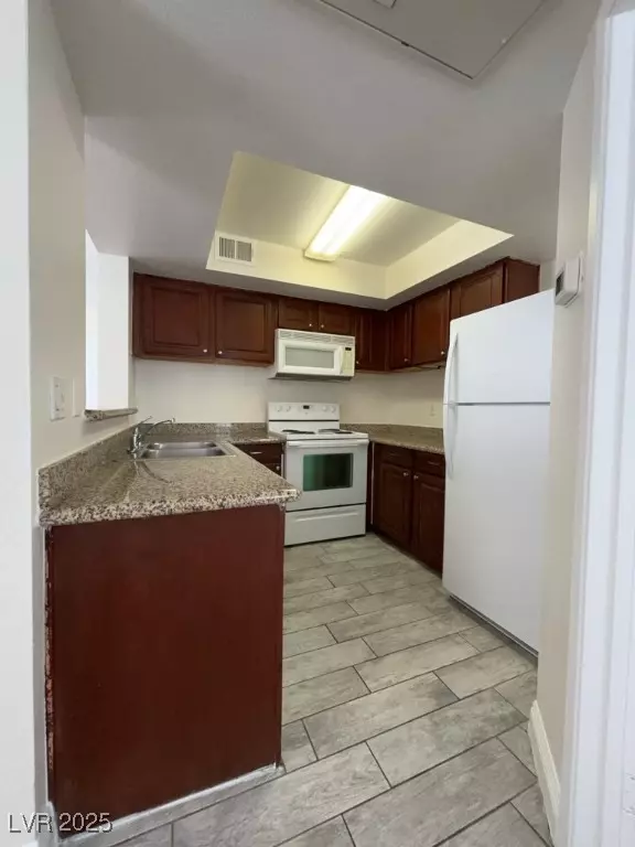 Las Vegas, NV 89156,6800 E Lake Mead BLVD #2024