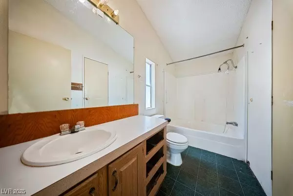 Pahrump, NV 89060,1140 Janet LN