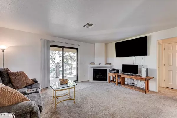Henderson, NV 89015,601 Cabrillo CIR #534