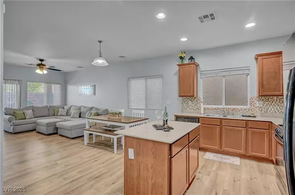 Las Vegas, NV 89166,10271 Headrick DR