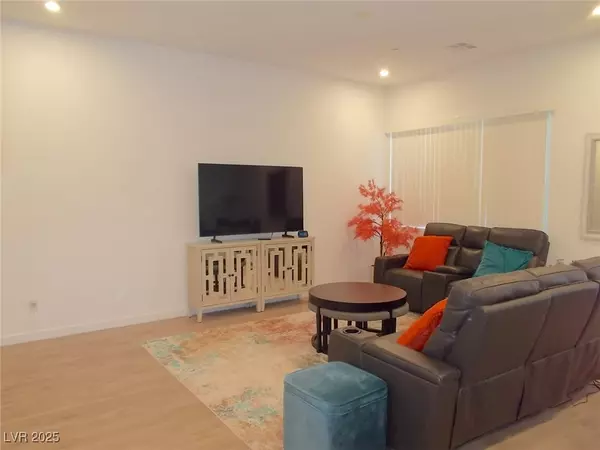 Henderson, NV 89044,3360 Santa Verdiana ST