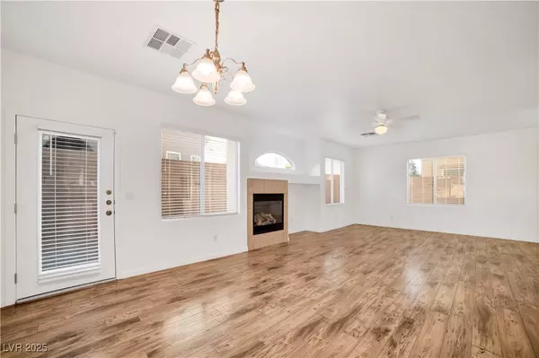 Las Vegas, NV 89166,8137 Satin Carnation LN