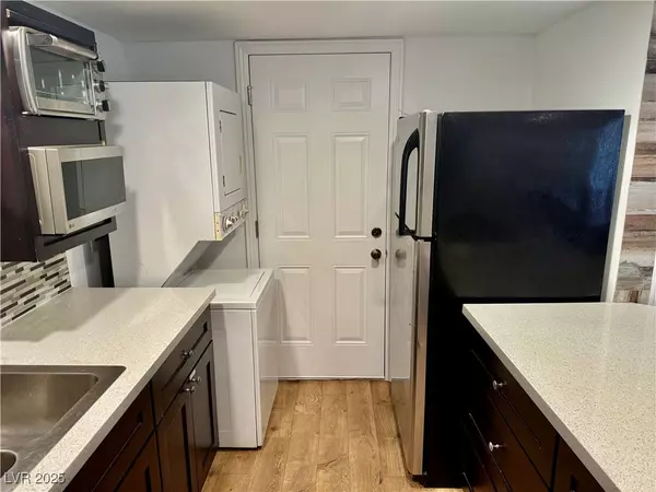 Las Vegas, NV 89119,1509 Lorilyn AVE #2