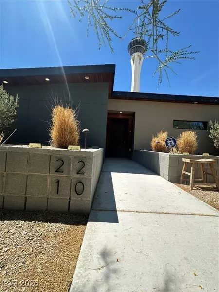 2210 Santa Clara DR, Las Vegas, NV 89104