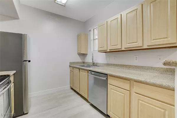 Las Vegas, NV 89113,8000 Badura AVE #1143
