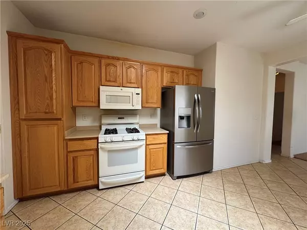 Henderson, NV 89052,2502 Romanza RD
