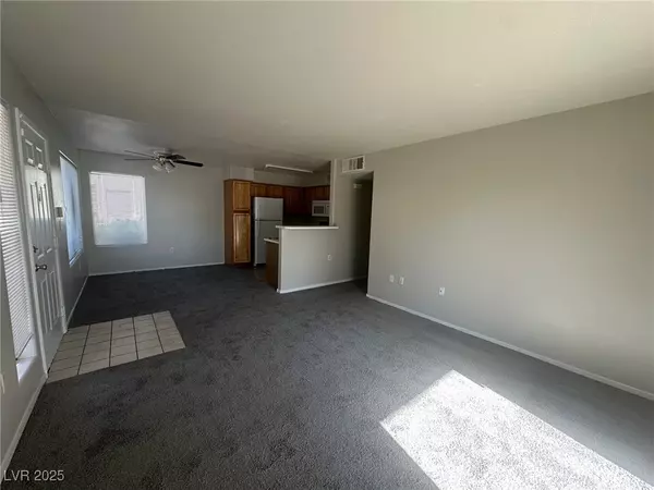 Las Vegas, NV 89122,5710 E Tropicana AVE #1209