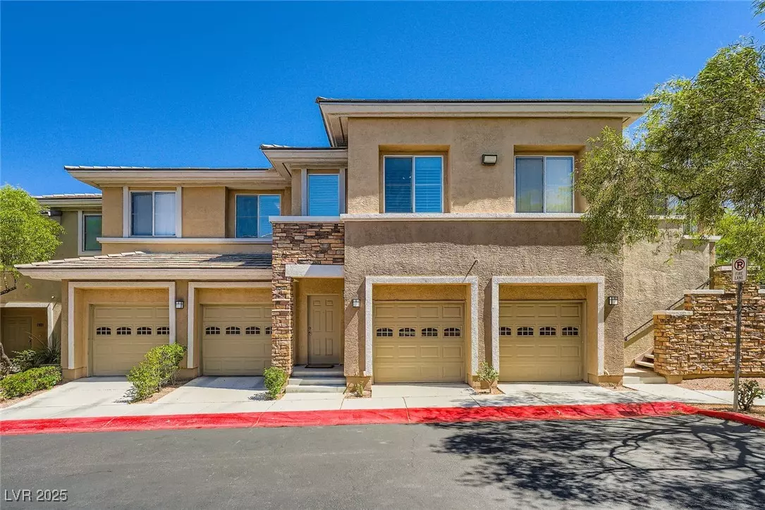 Las Vegas, NV 89144,717 Peachy Canyon CIR #203
