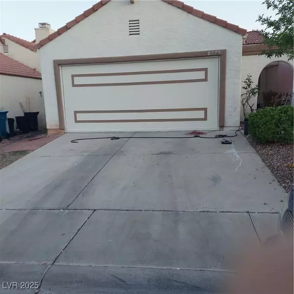 Las Vegas, NV 89145,8229 Willeta AVE