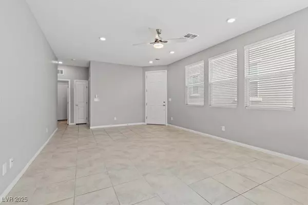 Las Vegas, NV 89117,3464 Jade Flower ST