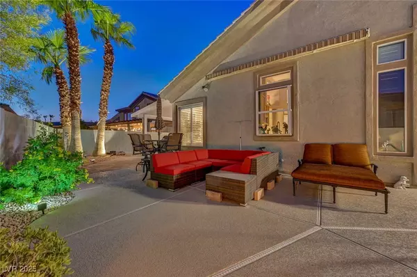 Las Vegas, NV 89147,8911 Lansberry CT