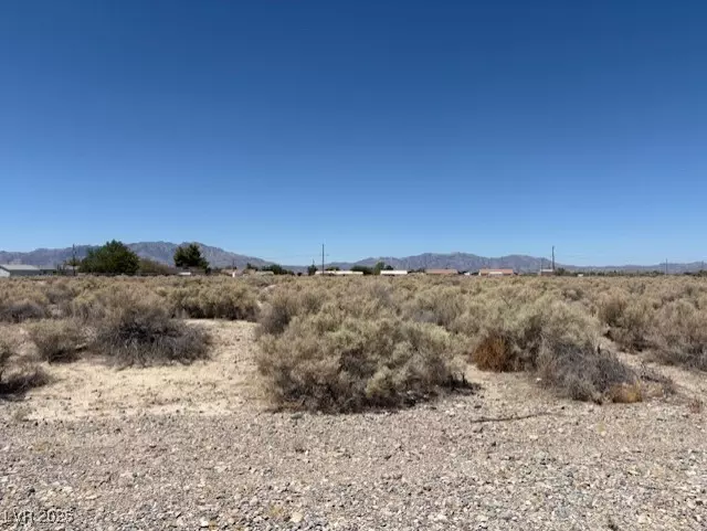 2240 Jacaranda ST, Pahrump, NV 89048