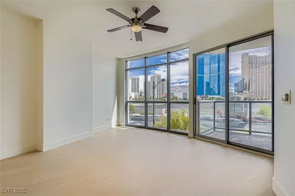 Las Vegas, NV 89102,200 W Sahara AVE #204