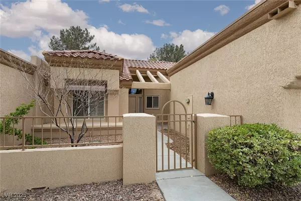 Las Vegas, NV 89134,9533 Yucca Blossom DR