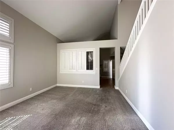 Las Vegas, NV 89117,8088 Dinsmore DR