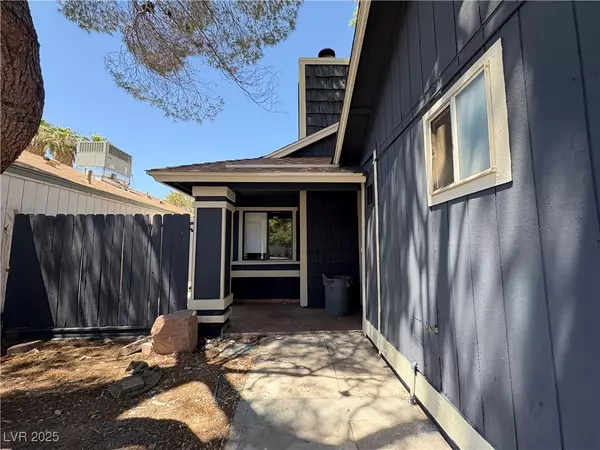 67 N Christy LN, Las Vegas, NV 89110