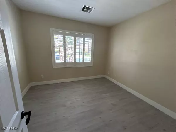 Las Vegas, NV 89148,23 Indian Run WAY