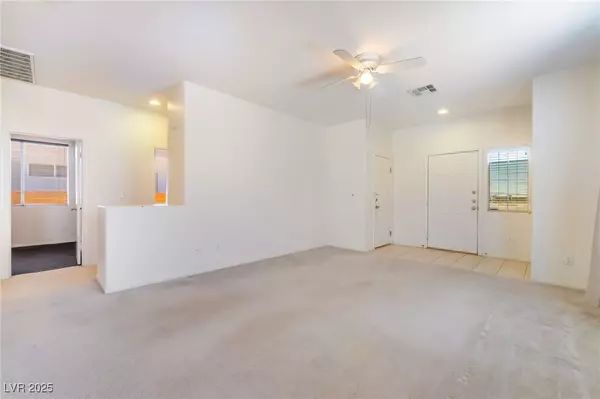 Las Vegas, NV 89147,8926 W Rochelle AVE