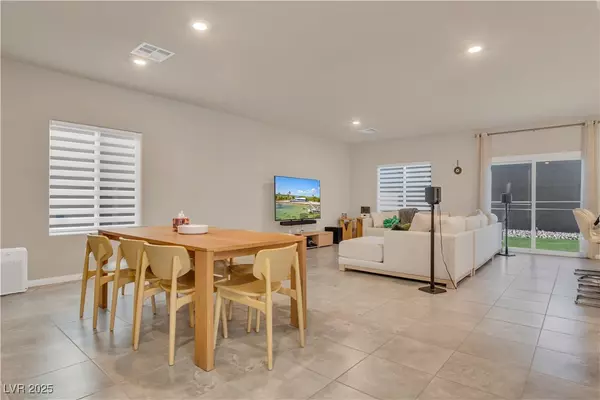 Las Vegas, NV 89113,7507 Pink Mimosa AVE