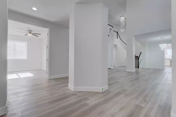 Las Vegas, NV 89148,72 Dollar Pointe AVE