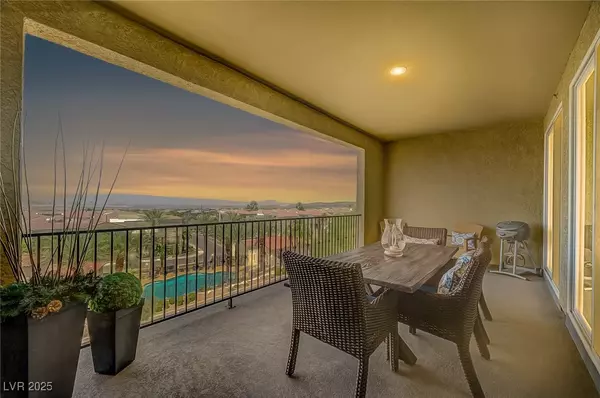 Henderson, NV 89052,2555 Hampton RD #9310
