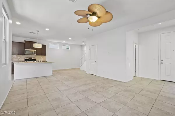 Las Vegas, NV 89166,10209 Yarmouth Sea CT