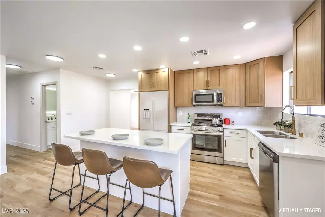 Henderson, NV 89015,249 Kirk AVE