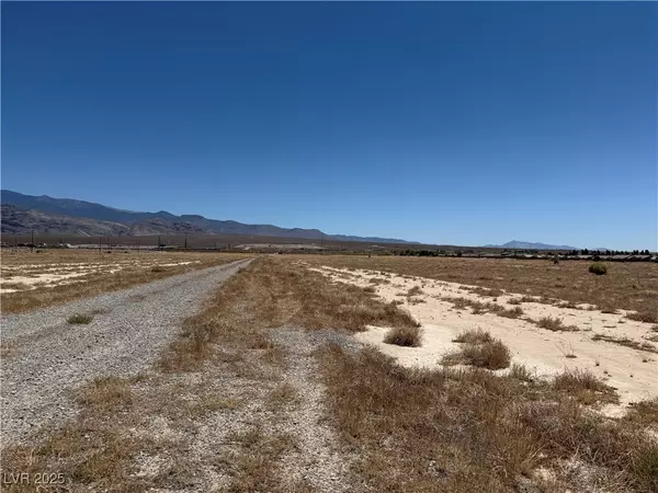 Pahrump, NV 89048,5331 E Roger ST