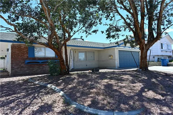 Las Vegas, NV 89145,6905 Singing Dunes LN