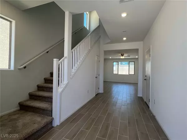 Las Vegas, NV 89113,7340 Pioneer WAY