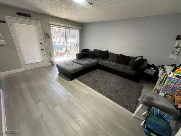 Las Vegas, NV 89110,215 N Lamb BLVD #C