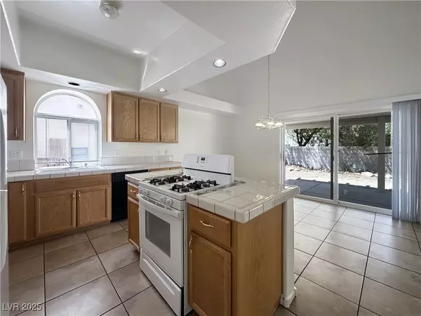 Las Vegas, NV 89129,8700 Raindrop Canyon AVE
