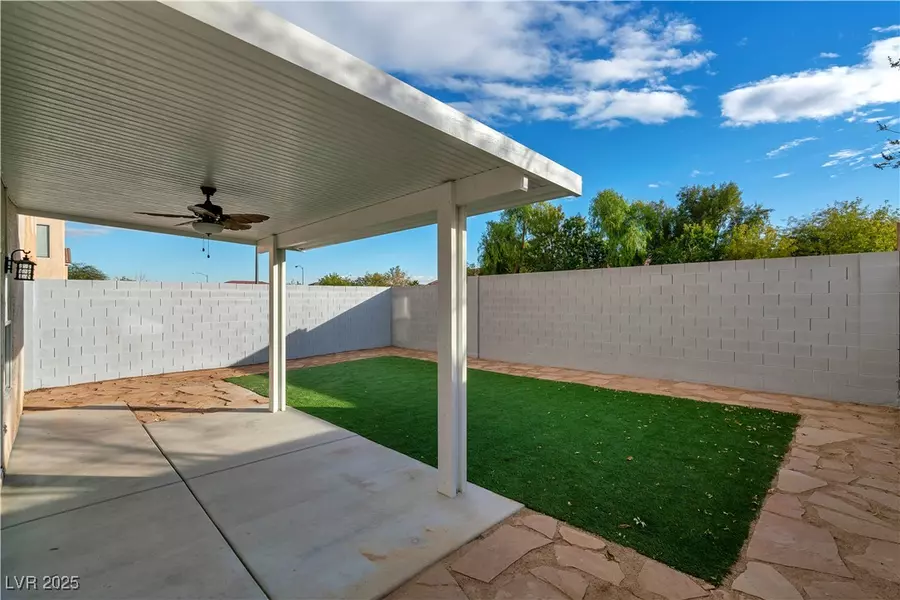 7401 Hawk Shadow AVE, Las Vegas, NV 89113