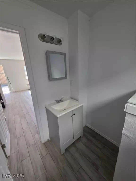 239 W New York AVE #4, Las Vegas, NV 89102