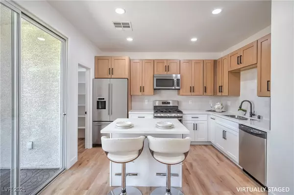 4908 Apache Valley AVE, Las Vegas, NV 89131