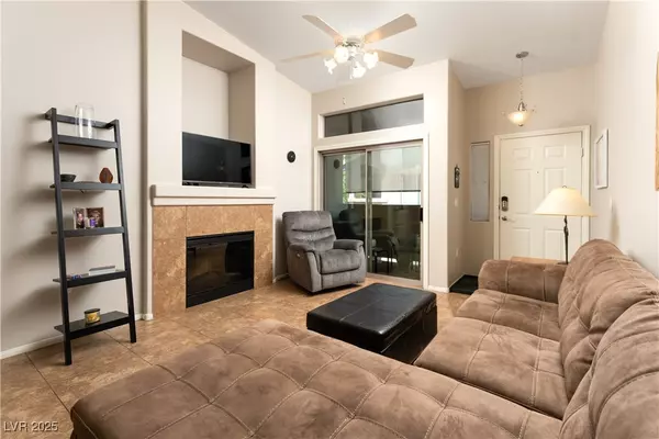 Las Vegas, NV 89113,8985 S Durango DR #2052