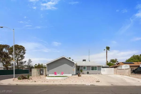 Las Vegas, NV 89145,120 Candlelight ST
