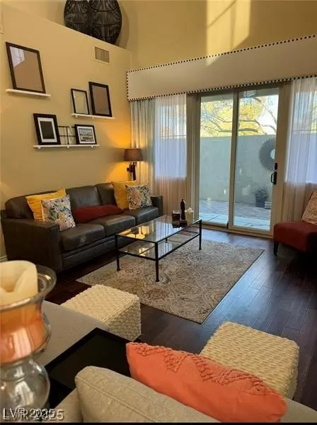 Las Vegas, NV 89145,924 Collingtree ST