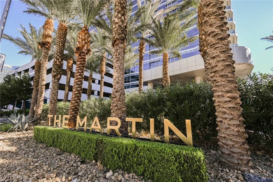 4471 Dean Martin DR #810, Las Vegas, NV 89103